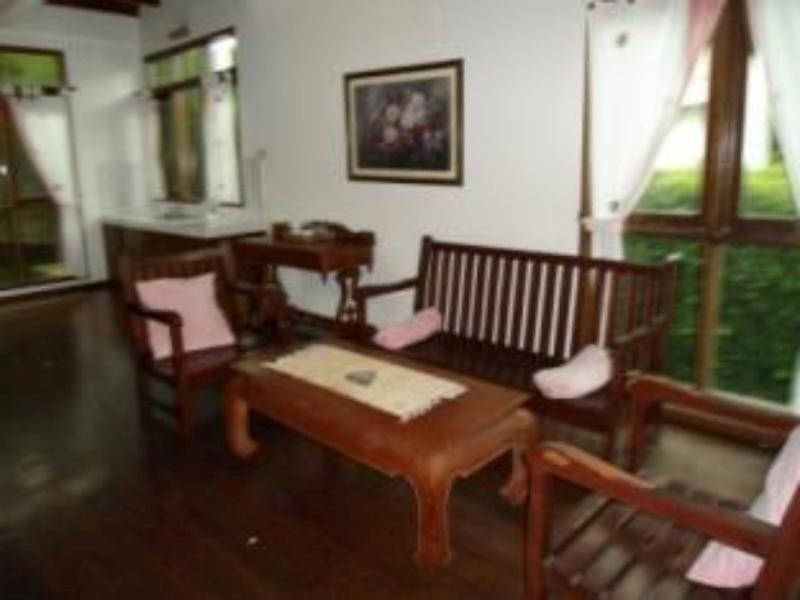 Nasta Inn Trawas Luaran gambar